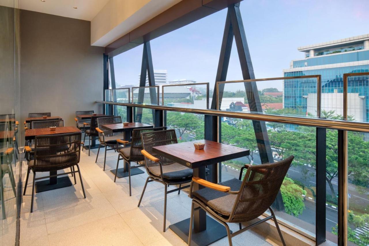 Hotel Ibis Styles Semarang Simpang Lima Exterior foto
