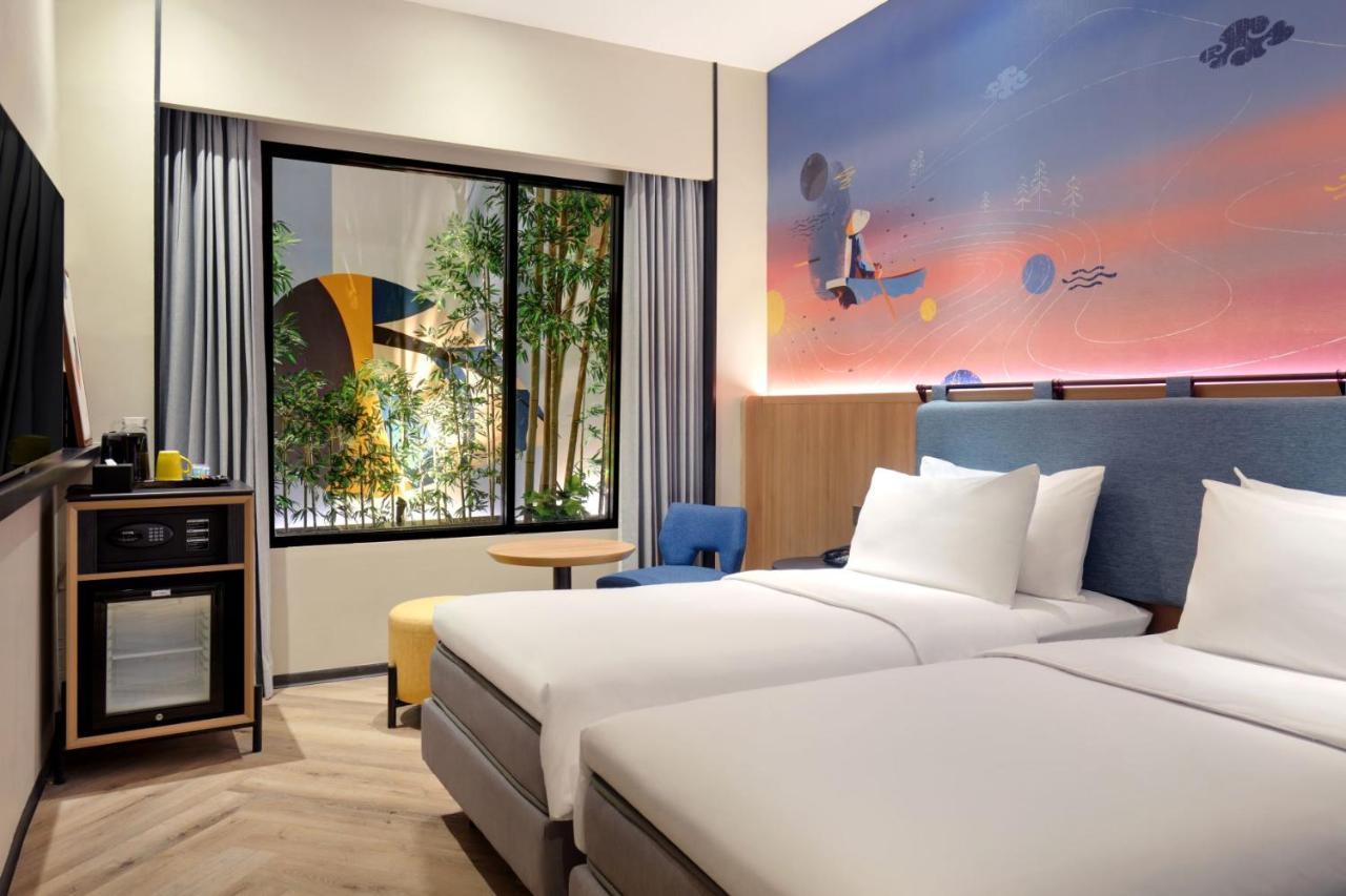 Hotel Ibis Styles Semarang Simpang Lima Exterior foto