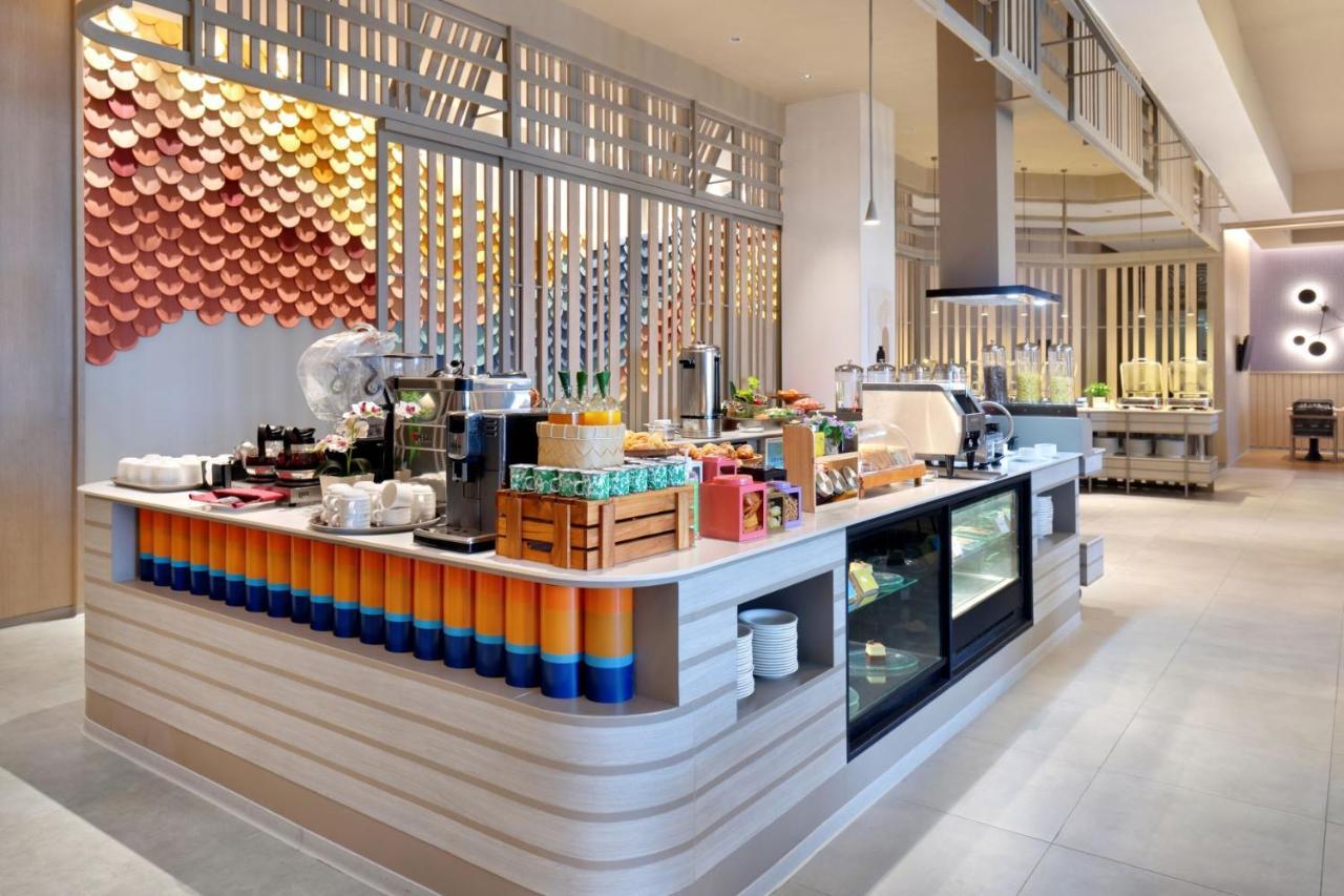 Hotel Ibis Styles Semarang Simpang Lima Exterior foto