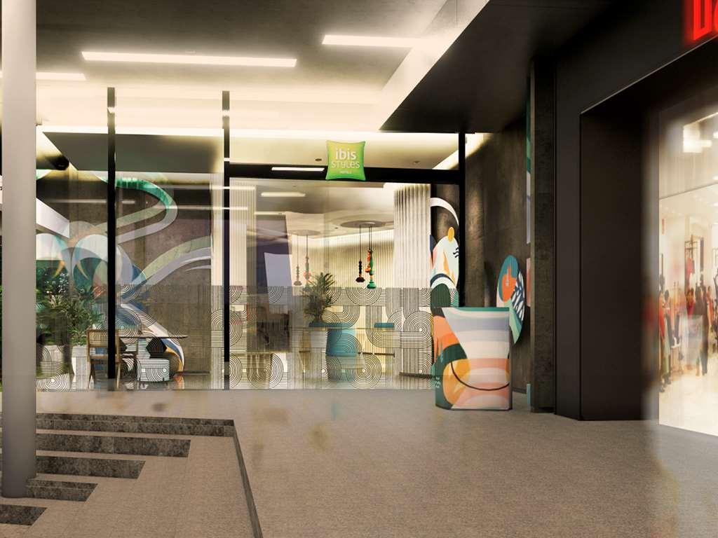 Hotel Ibis Styles Semarang Simpang Lima Exterior foto