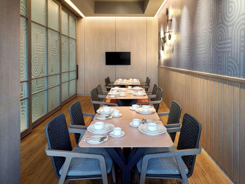 Hotel Ibis Styles Semarang Simpang Lima Facilidades foto